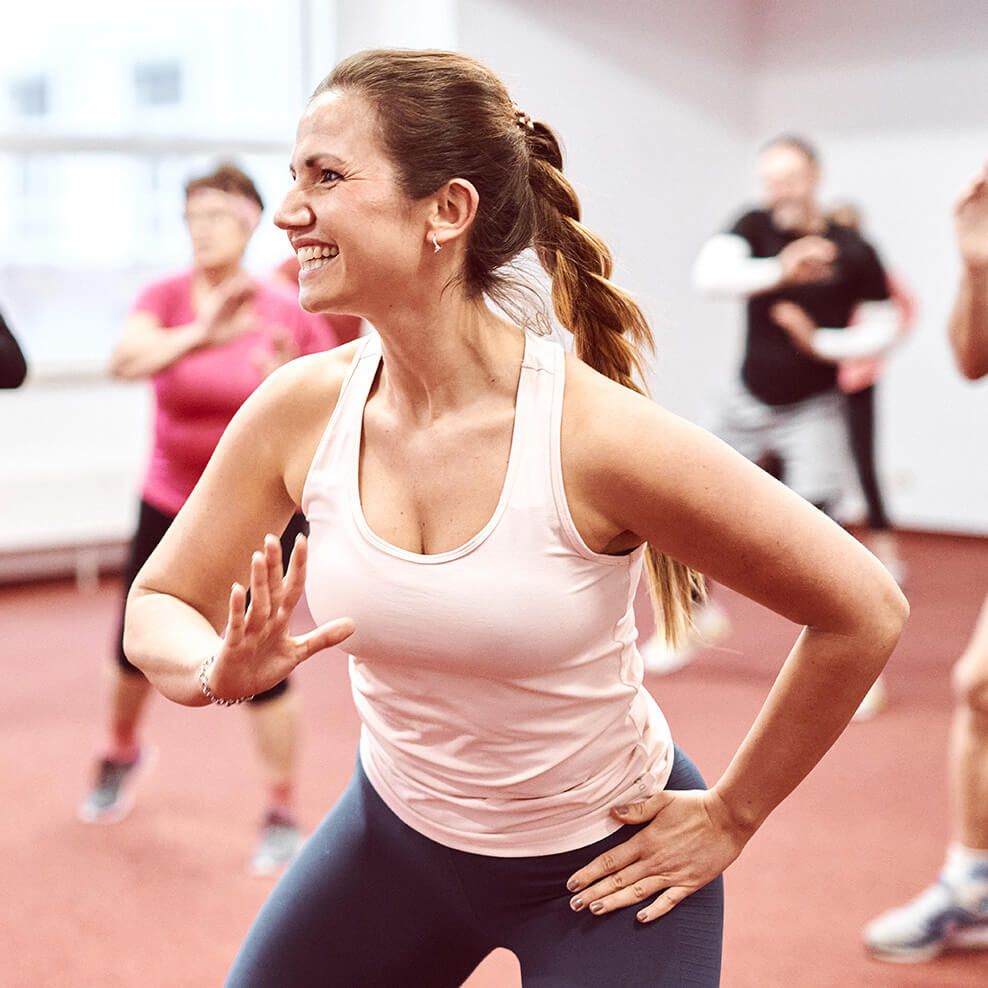 Frau beim Fitnesskurs im Women Sports Fitnessstudio für Frauen in Böblingen